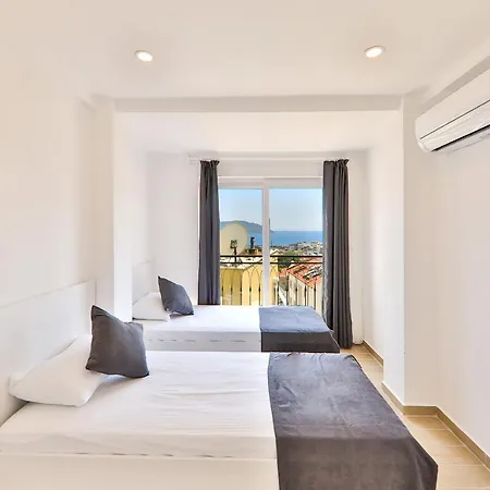 Grand Calba Apart Apartment